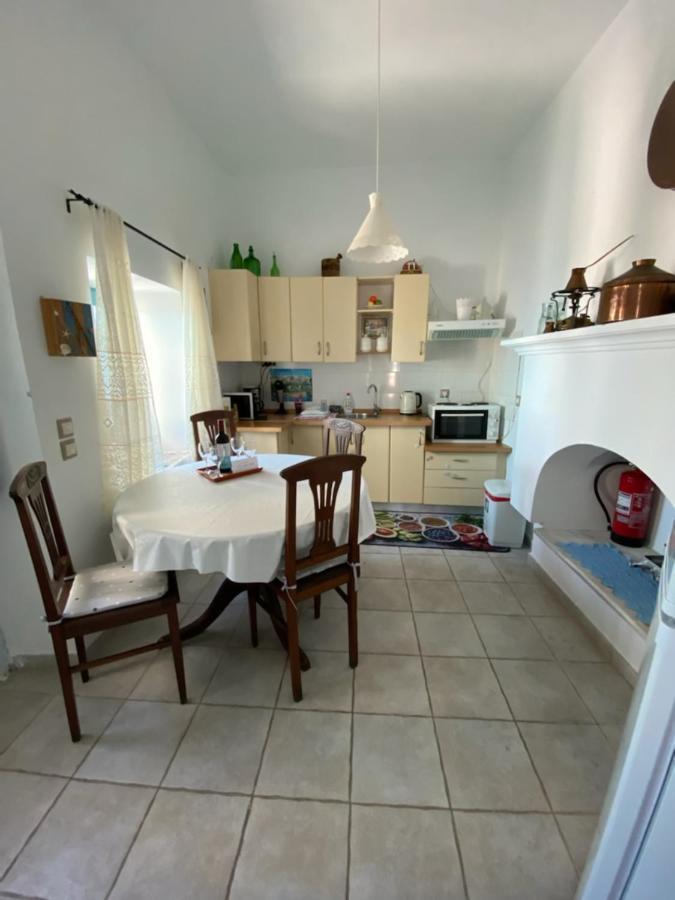 Kleopatra Sweet Home Szími Kültér fotó