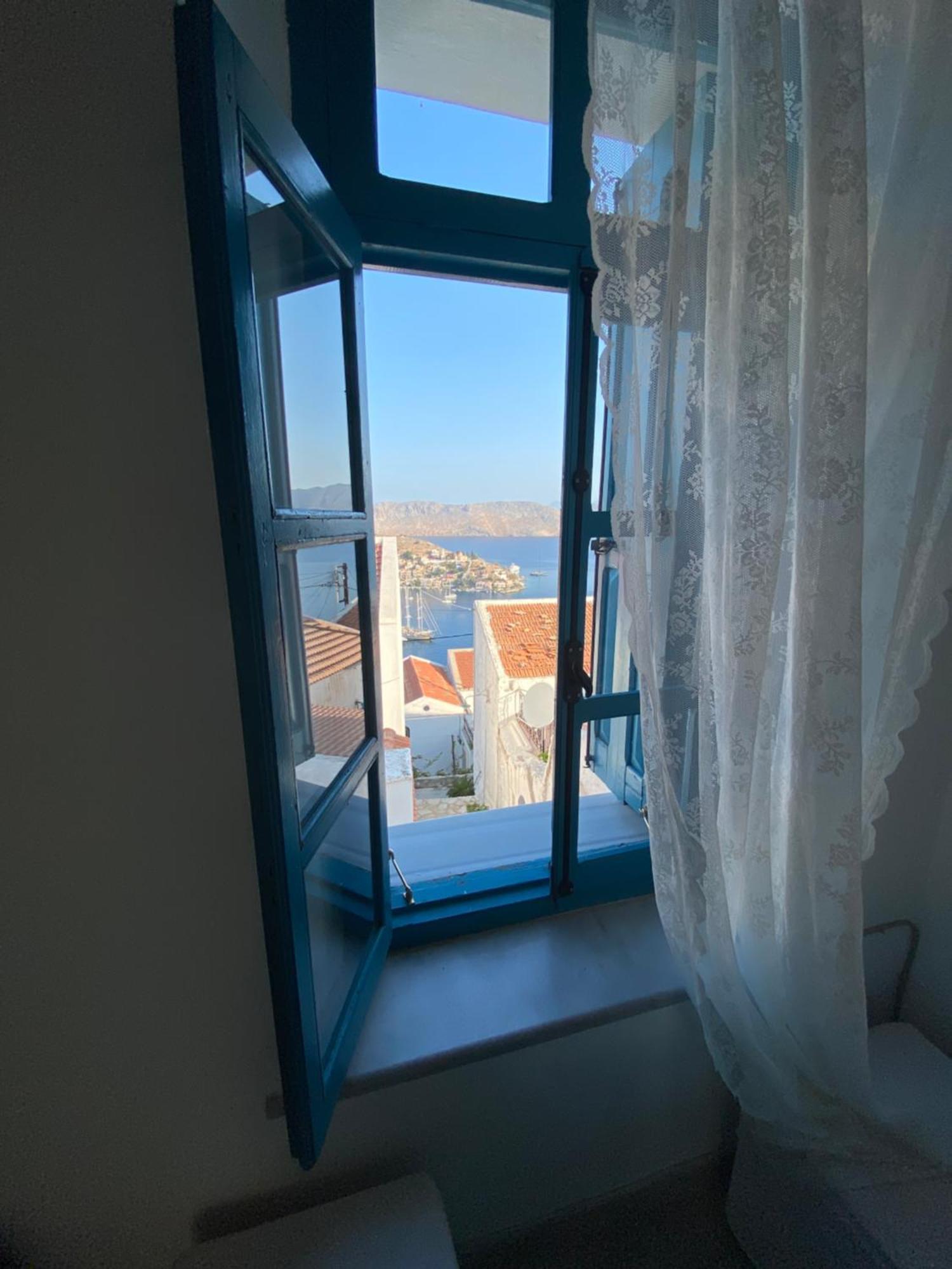 Kleopatra Sweet Home Szími Kültér fotó